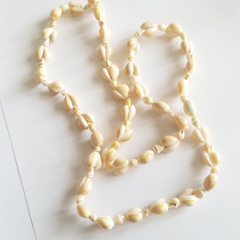 Vintage seashell necklace lei luau beach ocean jewelry cowrie surfer surf